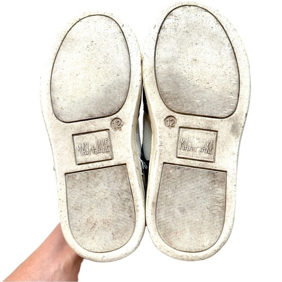 ⭐️ 5 for $25 Max + Jake Sawyer Kids’ Sneakers Tan Color Velcro Closure Size 12 M - Picture 11 of 11